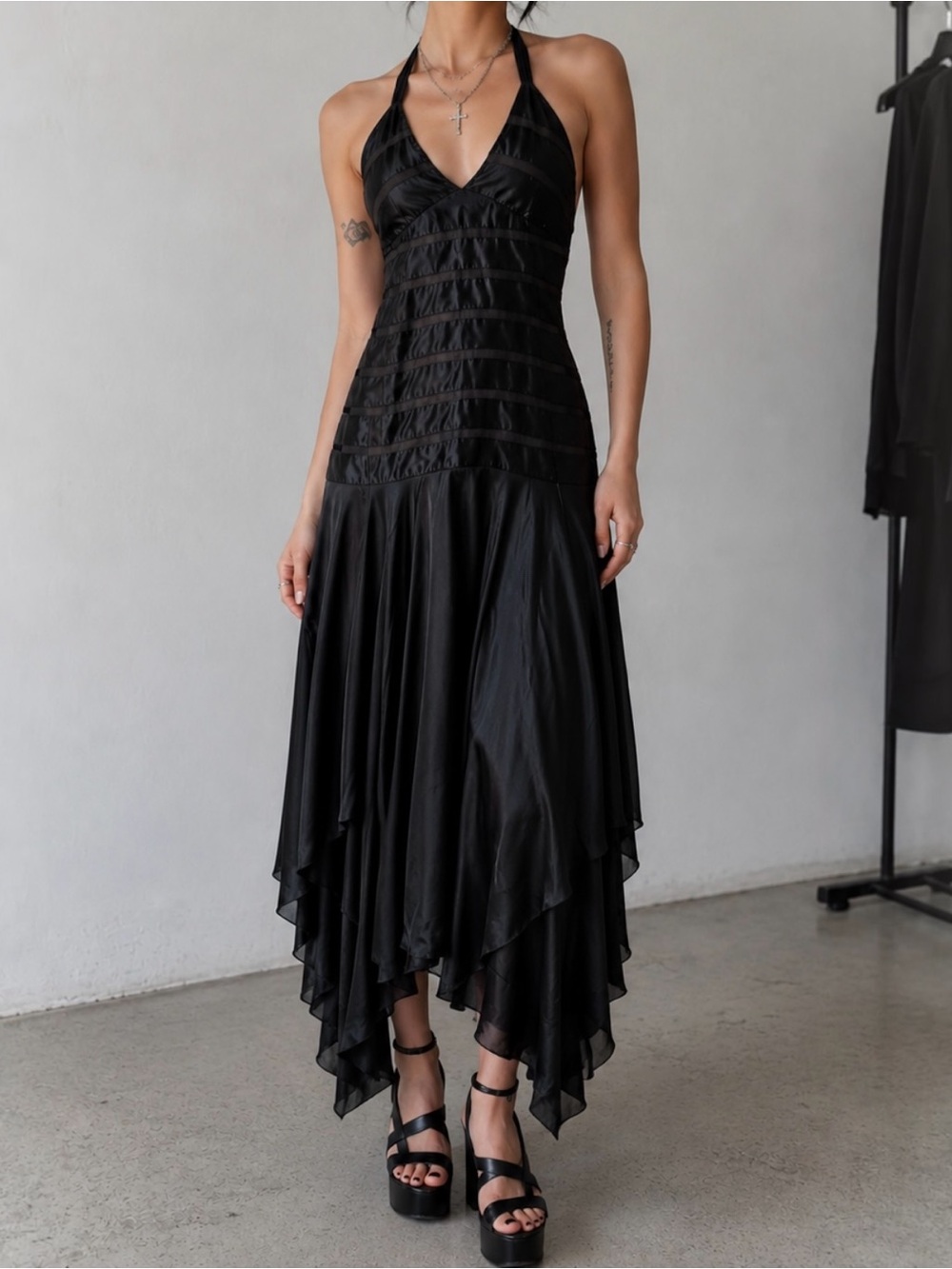 Vtg BCBG Maxazria Silk Maxi Dress Size 8 Whimsigoth Fairy Y2K Asymmetric Halter